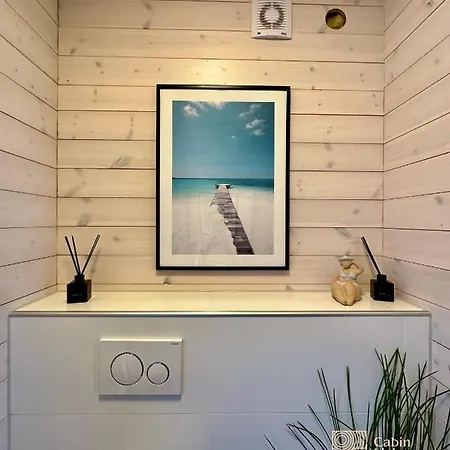 Brand New Beautiful View Wifi Sonos System Holiday home *