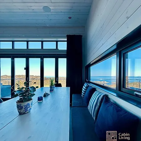 Holiday home Brand New Beautiful View Wifi Sonos System *
